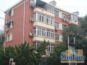 万寿路甲6号院南北三居家门口就是地铁