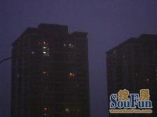 SOHO现代城2室1厅西
