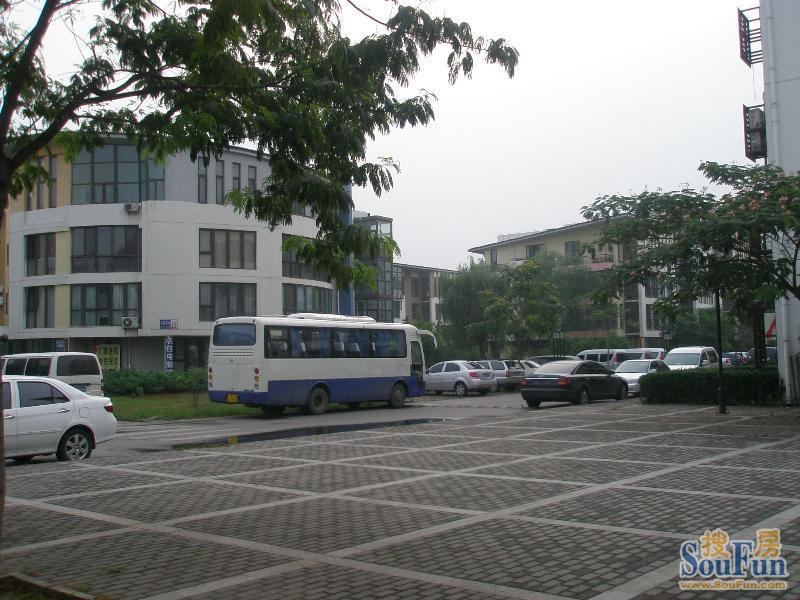 小区相关图