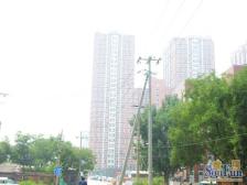 东城龙体2009年电梯房正规东南三居室