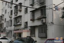 五芳园大客厅两居,满五年唯一,通风好,2.7米层高