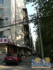 左家庄西街半地下双东向两居室地铁左家庄站