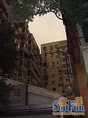  �����Ŷ���2��1��1��������6900.00Ԫ/�³��� 