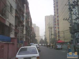 农光东里西南两居满五年唯一大客厅