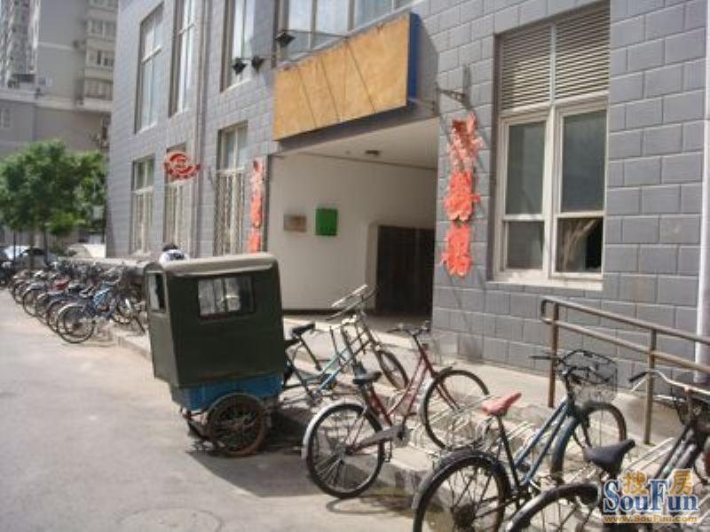 小区相关图