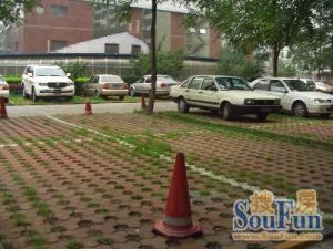 培新街乙5号院2室1厅东南