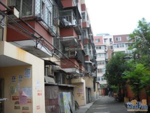 海丰园3室1厅西南
