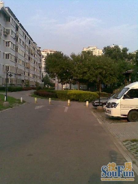 小区相关图