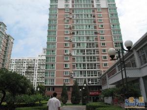 时代之光名苑品质社区管理好,配套成熟,近地铁