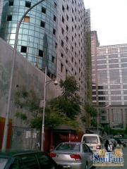 竹杆胡同西向一居室低楼层诚意出售
