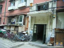 红莲南里3室1厅南西北