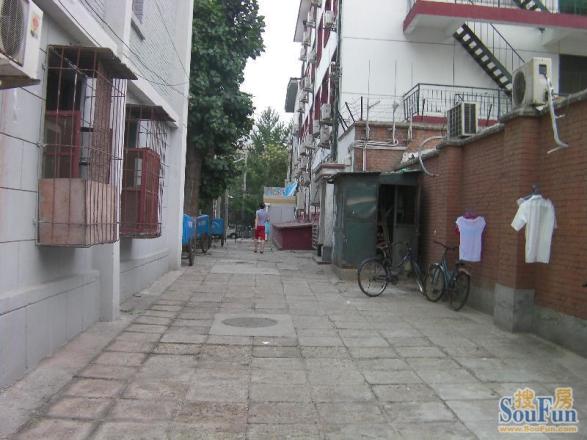 车公庄中里小区实景图