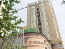 两室两卫,精装修,弧形阳台,观景采光好,地铁