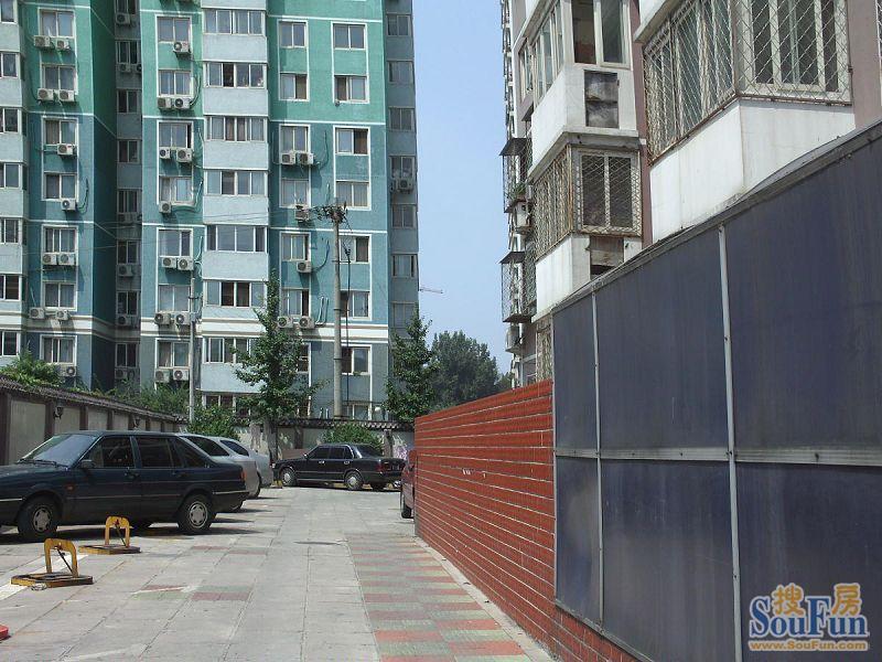 小区相关图
