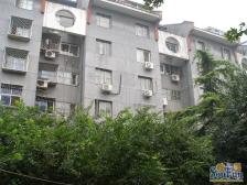 龙泉花园三居室快四沿线出行购物方便适合居住