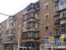 此房是东照的一室,格局和位置都很好,