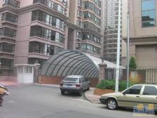 慈云寺南北三居室中间楼层满五年