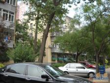 团结湖北二条板楼电梯房南北通透2居采光好朝南主卧看国贸全景