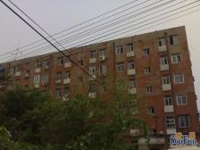 一层两居可做三居,挨着菜市场,没有停车费,南海子公园旁的好房