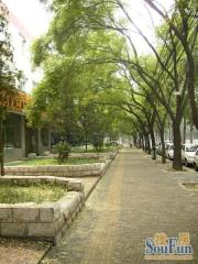 学院南路32号院3室1厅南北