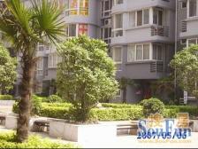 地铁5号线,位置好,平层大五房,小区停车方便