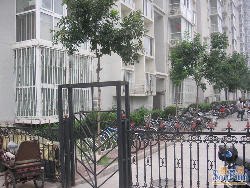 小区相关图