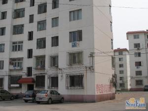 葡东商品房满五年唯一低楼层南北通透两居室看房方便