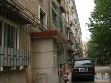 峪园小区,两居室,配套设施齐全,交通便利