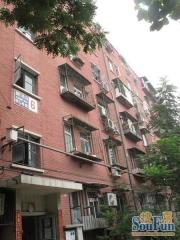德胜门西大街甲5号2室1厅南北