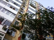 亮马桥·三源里街 中间层小三居 户型方正 南北通透 看房方便