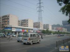 大社区 交通方便 采光好 大四方