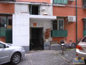新上中间层采光好不临街南北通透实用近地铁