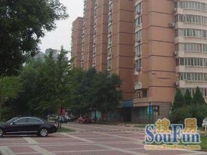 惠新苑安静不临街精装2居小区车位充足近地铁