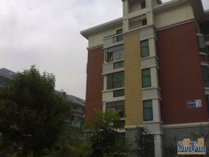 亦庄住宅莱茵河畔电梯三居南北通透安静不临街
