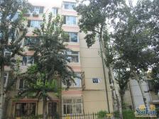 双花园优质户型,三阳台东南西三面采光,客厅采光好
