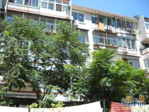 树村厢白旗圆明园东里精装修中间层三居室