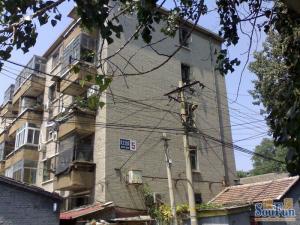 民主北街22号院3室1厅东西南