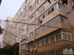 板楼二层田字格户型不临街小区做过改造环境好