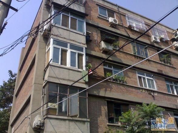西草市东街甲34号院实景图