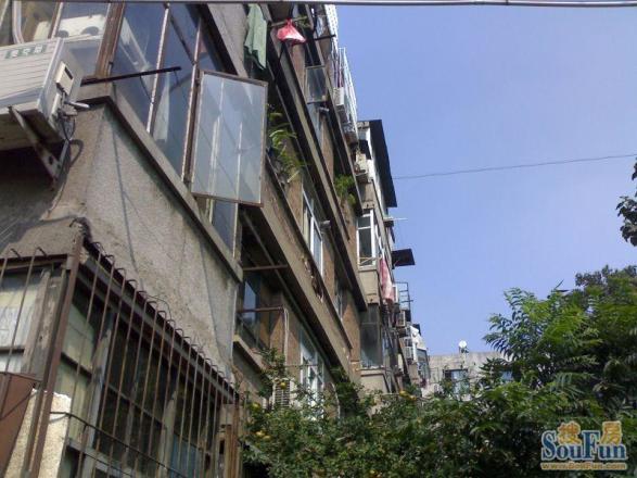 西草市东街甲34号院实景图