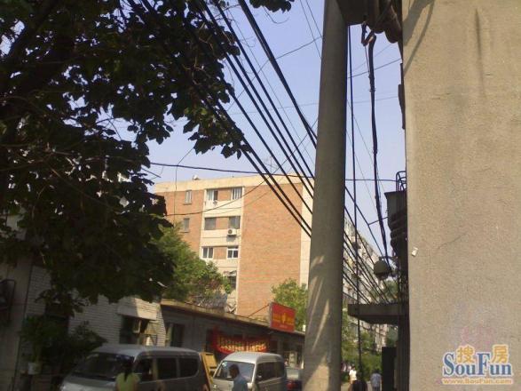 西草市东街甲34号院实景图