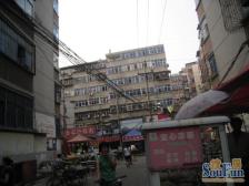 人民公园地铁口舒适2楼,干净两室 随时可看房