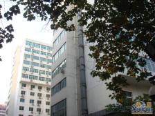 华宝公寓4室1厅东西