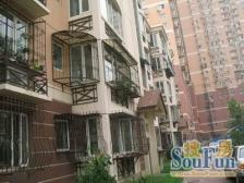 业主诚意出售,交通便利,看房方便。欢迎咨询