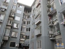 地铁8号线天桥站西侧 绿化环境较好 板楼通透两居