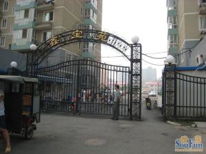 鑫宝苑小区三居室卫生间带明窗客厅带阳台