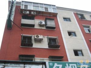 电建家属楼,国贸正规大一居,可停车,精装修