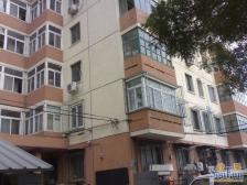 安德路南北通透两居室,户型好利用,精装修,诚心出售