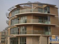 郑东新区 会展旁 精装修顶楼复式 少有带大露台