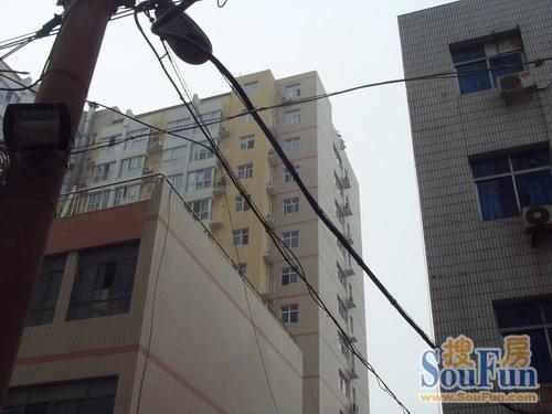 龙城公寓实景图